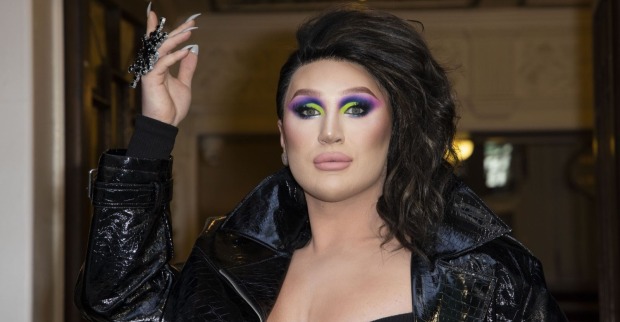 Williams bei der "Drag Queens Of Pop"-Show beim Vaudeville Theatre in London