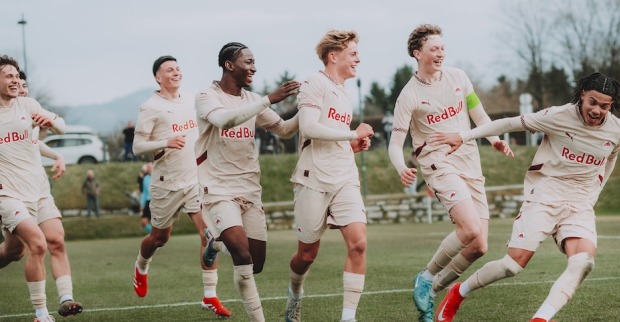 Red Bull Salzburg steht im Achtelfinale der Youth League.