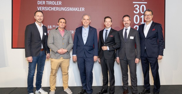 Sechs Männer