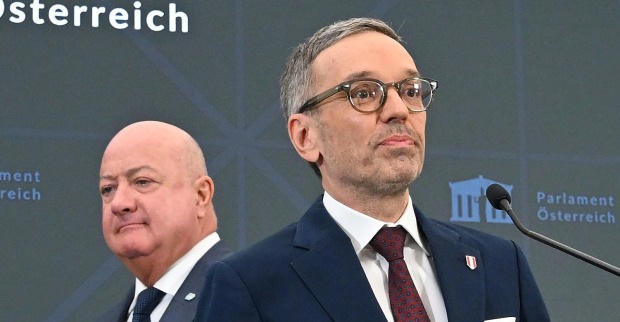 Zuletzt hat es zwischen Stocker (ÖVP) und Kickl (FPÖ) Spannungen gegeben.