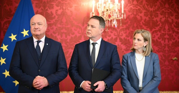 Christian Stocker, Andreas Babler und Beate Meinl-Reisinger