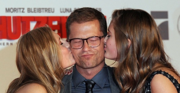 Schweiger und seine Töchter.