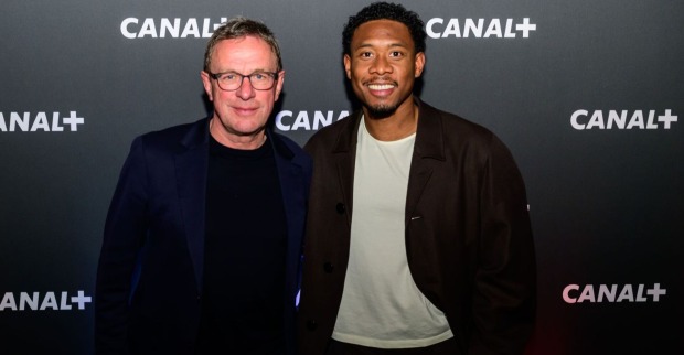David Alaba und Ralf Rangnick bei einem Event des französischen TV-Senders Canal+