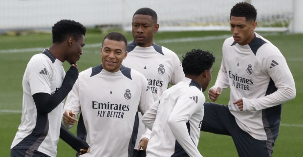 Mbappé, Alaba &amp; Co. reisen am Spieltag an und fliegen sofort zurück.