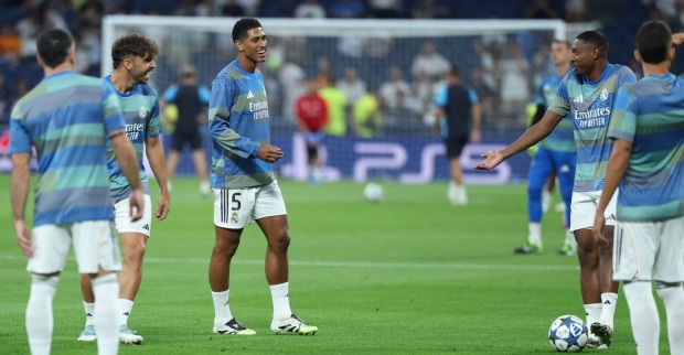 David Alaba und seine Real-Kollegen zeigten sich gut gelaunt beim 2:1-Sieg gegen Marseille von der Bank aus.