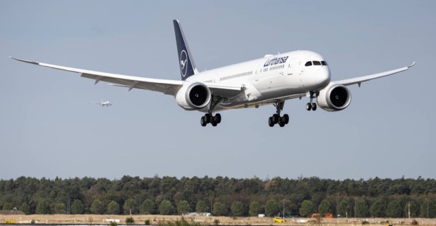 Lufthansa baut bis 2030 rund 20 Prozent der Verwaltungsjobs ab.