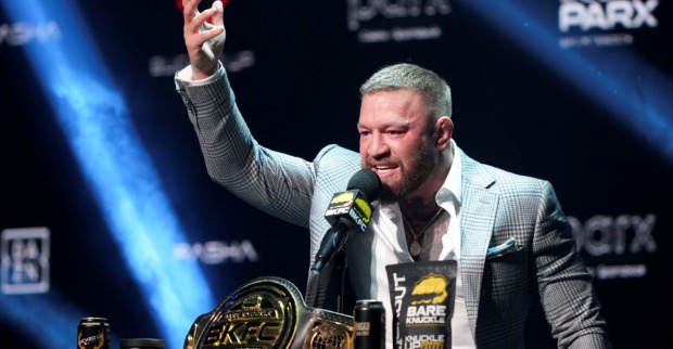 Der UFC-Star wird wegen Meldepflicht-Verstößen 18 Monate gesperrt.