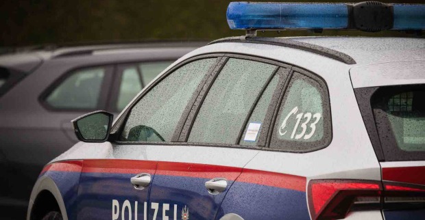 Einsatzfahrzeug der österreichischen Polizei