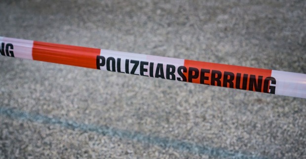 Der Mann konnte sich selbst aus dem Wagen befreien.