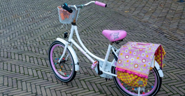 rosa Kinderfahrrad