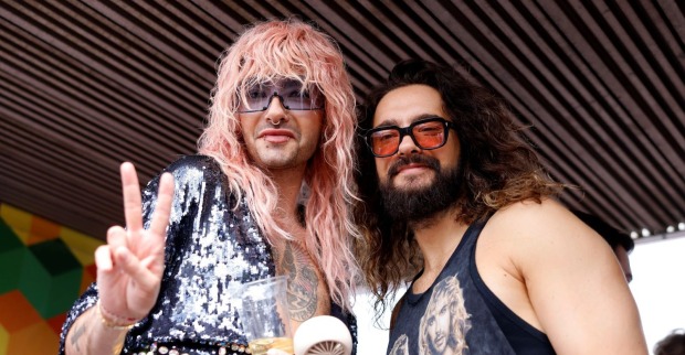Bill Kaulitz und Tom Kaulitz mit Sonnenbrille