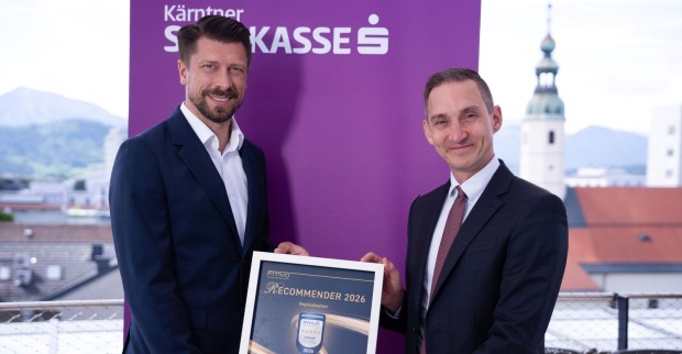 Kärntner Sparkasse erhält Recommender-Award 2026: Kevin Müller und Alexander Botscharow mit Auszeichnung