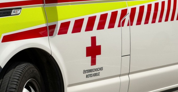 Rettungswagen des österreichischen Roten Kreuzes