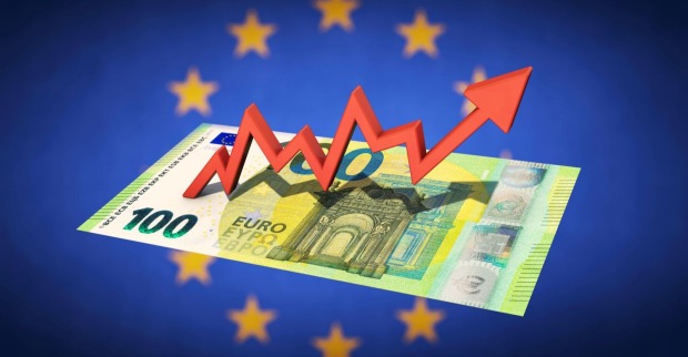 EZB Leitzins steigt Euro Geldschein Grafik steigende Zinsen Euroraum