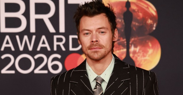 Harry Styles bei den BRIT Awards 2026. Der Sänger musste sein Konzert in São Paulo aufgrund eines gesundheitlichen Problems kurzfristig absagen.