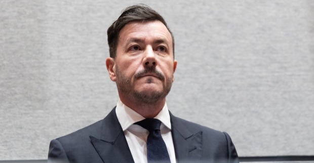 Benko, der in Innsbruck in U-Haft sitzt, kommt nicht zur Verhandlung.