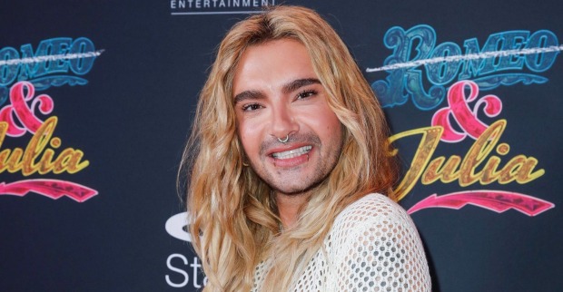 Bill Kaulitz bei einem Event zur Netflix-Serie „Kaulitz &amp; Kaulitz“ – der Tokio-Hotel-Star spricht über seinen Männer-Detox und seine neue Dating-Strategie.