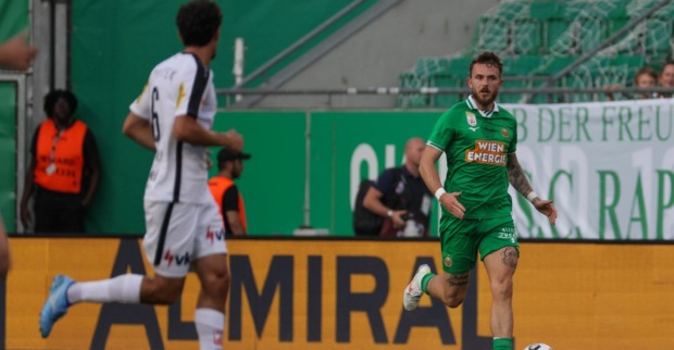 Spieler des SK Rapid Wien während eines Bundesliga-Matches gegen den GAK im Allianz Stadion