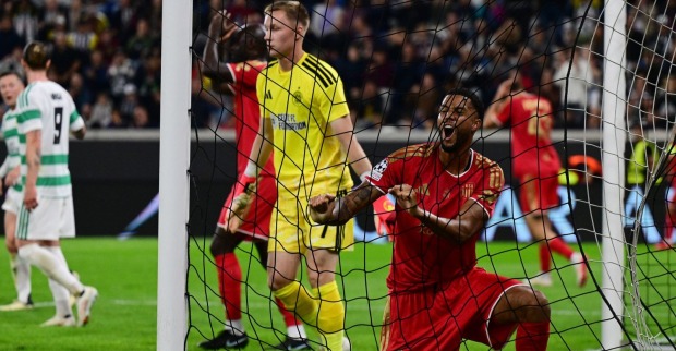 Xavier Mbuyamba (LASK) während dem Rückspiel in der UEFA-Champions-League Qualifikation Play-Off Runde, zwischen LASK und Celtic Glasgow am Dienstag, 25. August 2026, in Linz