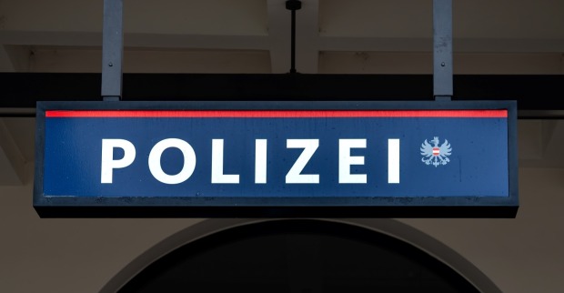 Parkbad Lustenau: Nach Badeunfall sucht Polizei nach Beteiligten in Vorarlberg.