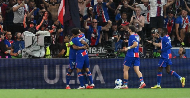 PSG jubelt in Salzburg: Paris gewinnt den Supercup.