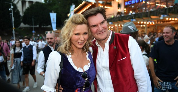 Veronica Ferres und Carsten Maschmeyer gemeinsam beim Münchner Oktoberfest 2025