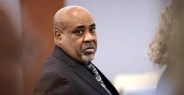 Duane Davis sitzt während des Prozesses um den Mord an Tupac Shakur in einem Gerichtssaal in Las Vegas.