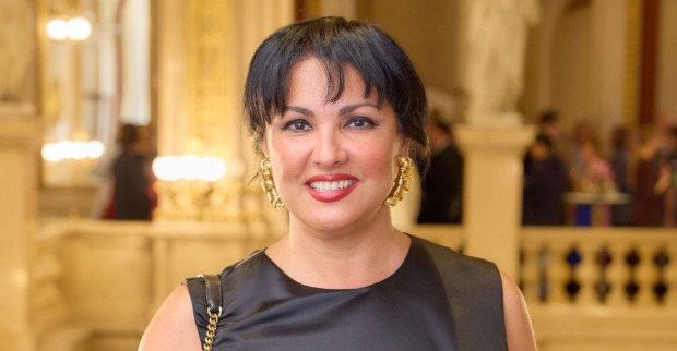 Anna Netrebko bei einer Veranstaltung. Die Opernsängerin zeigt auf Instagram ihre Schwester Natasha.