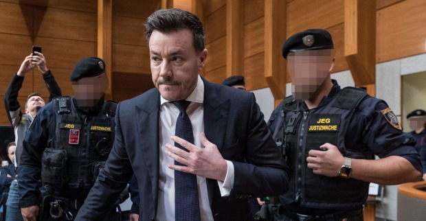 René Benko im Gerichtssaal nach seiner Verurteilung zu 30 Monaten Haft wegen betrügerischer Krida.