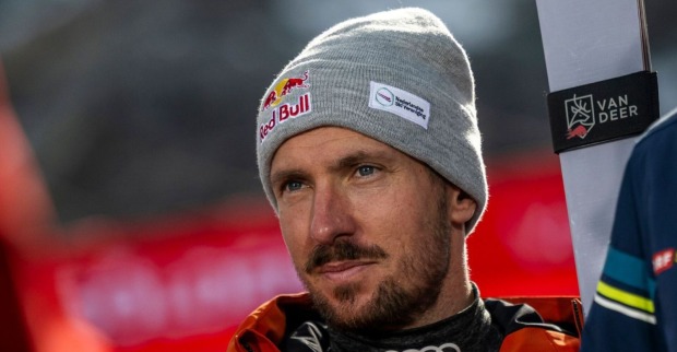 Marcel Hirscher mit grauer Mütze – der Ski-Star arbeitet an seinem Comeback und trainiert wieder im Slalom