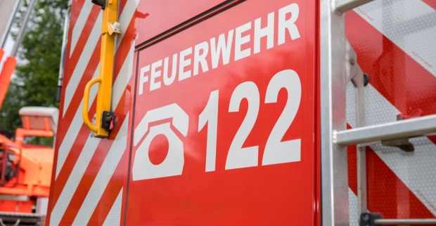 Rückansicht eines österreichischen Feuerwehrwagens in Kärnten
