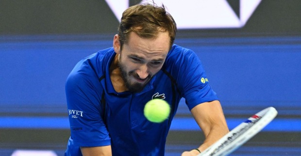 Daniil Medwedew beim Tennismatch in Peking vor seiner Disqualifikation gegen Novak Djokovic.