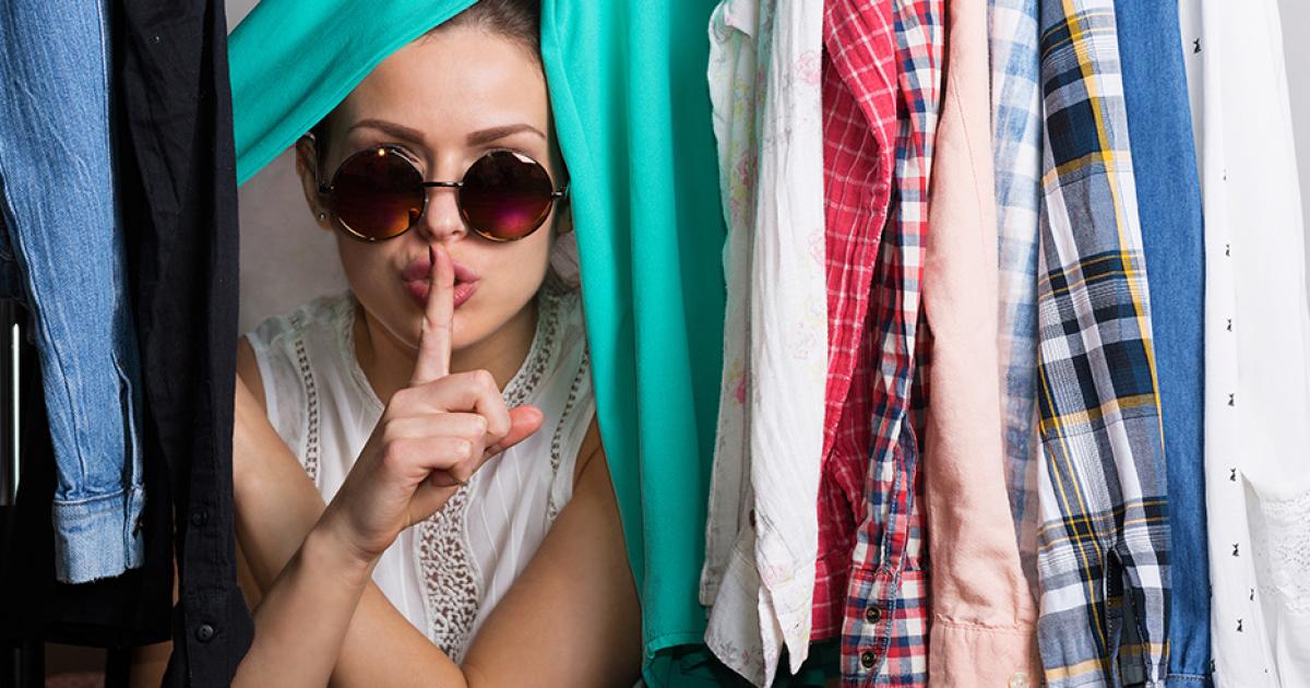 5 Tipps So Werden Sie Muffigen Geruch Im Kleiderschrank Los Weekend At
