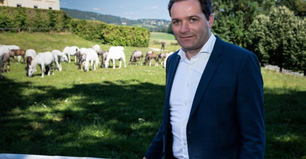 Landwirtschaftsminister Totschnig in Piber
