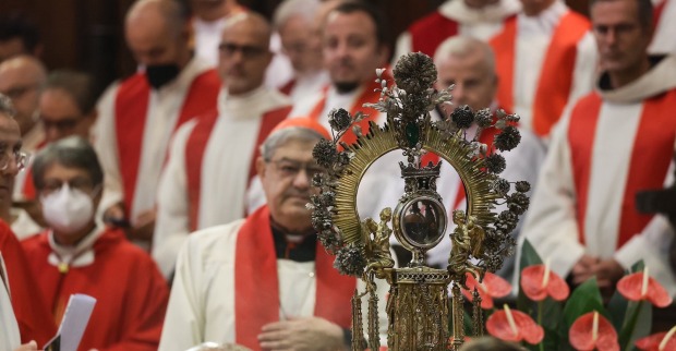 Die Ampulle mit dem Blut des Heiligen Heiligen Januarius in Neapel. | Credit: laPresse / EXPA / picturedesk.com