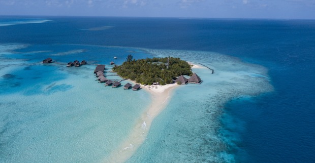 Eine kleine Insel der Malediven. | Credit: iStock.com/Patrick Gross