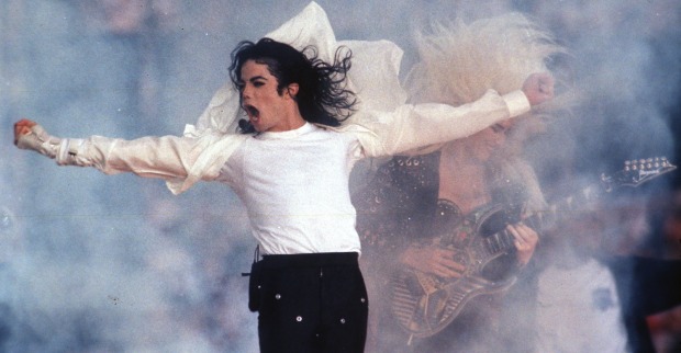 Michael Jackson auf der Bühne. | Credit: Rusty Kennedy / AP / picturedesk.com