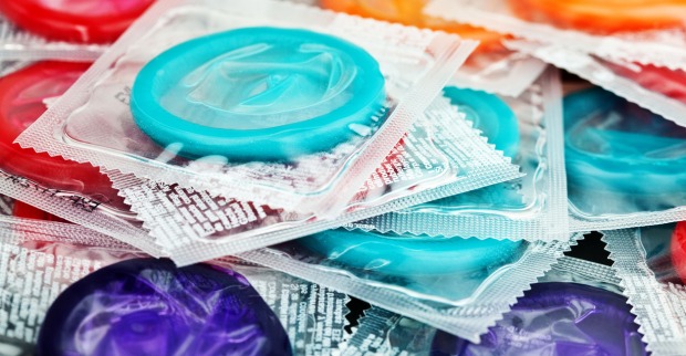 Viele bunte Kondome
